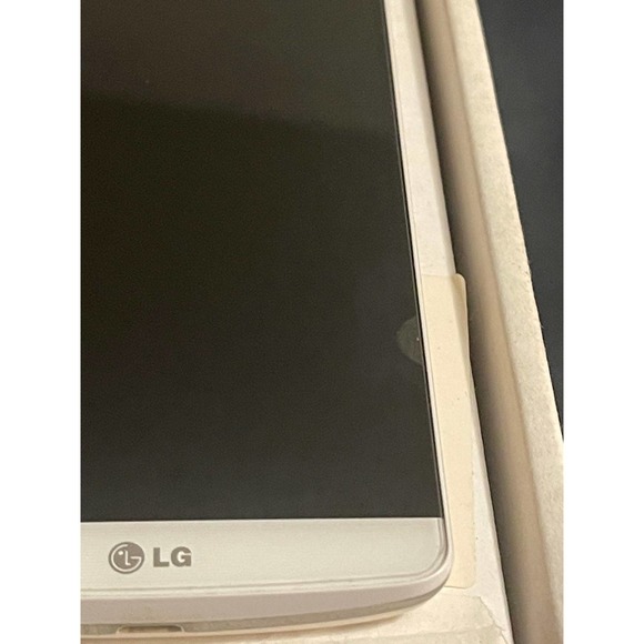 LG G3 VS985 32GB‎ White Verizon Certified Refurbished Smartphone - Picture 3 of 6